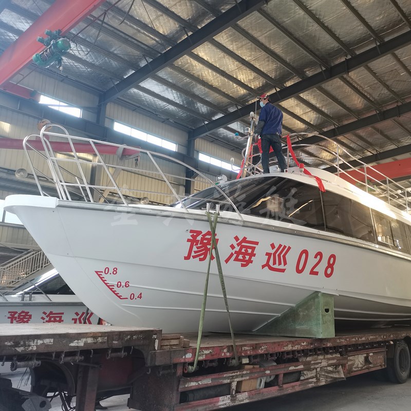 廠家供應(yīng)玻璃鋼客船，巡邏艇，交通艇，公務(wù)接待艇，觀光艇，游艇